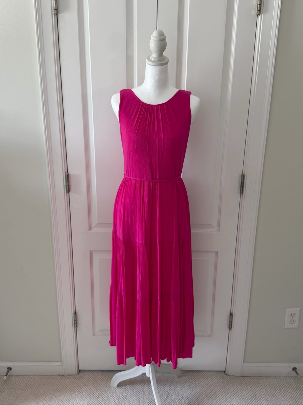 Banana Republic Sleeveless Fuchsia Pleated Maxi Dress